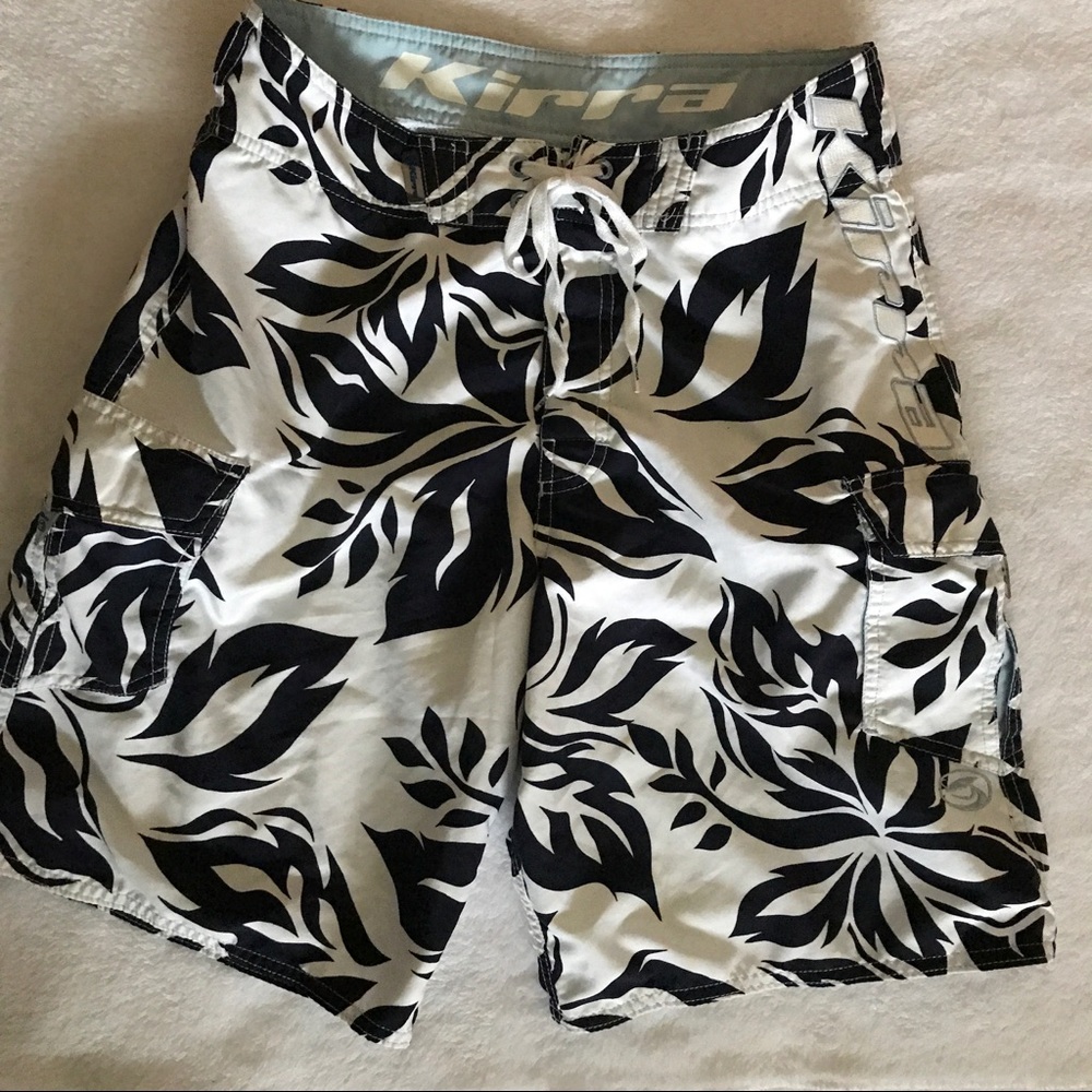 Kirra Board Shorts SZ 28